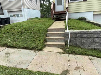 Lawn care service in Omaha, 68105