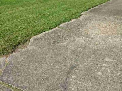 Lawn care service in New Orleans, 70114