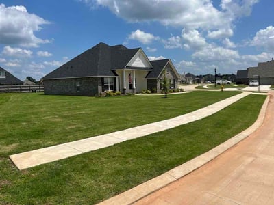 Lawn care service in Bossier City, 71111
