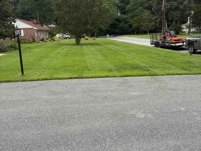 Lawn care service in Cambridge, 21613