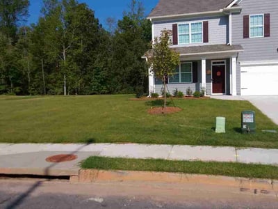 Lawn care service in Dallas, 30132