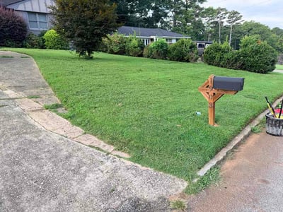 Lawn care service in Decatur, 30032