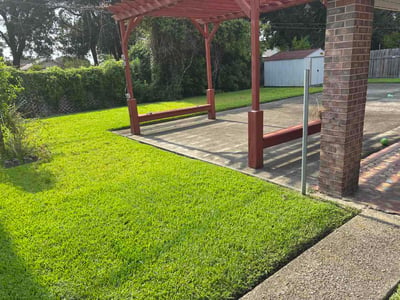 Lawn care service in New Orleans, 70114