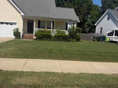 Lawn care service in Raleigh, 27610