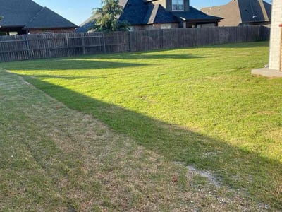 Lawn care service in Edmond, 73013