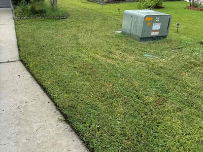 Lawn care service in St. Augustine, 32092