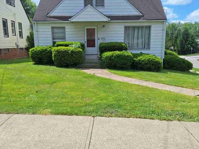Lawn care service in Garfield Heights, 44125
