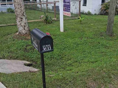 Lawn care service in Sanford, 32771