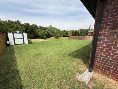 Lawn care service in Edmond, 73012