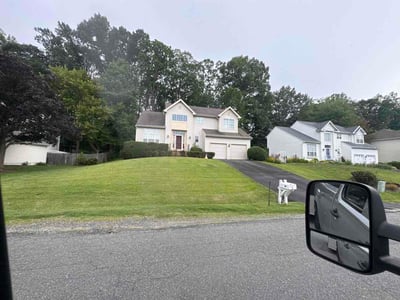 Lawn care service in Stafford, 22554