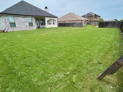 Lawn care service in McGregor, 76657