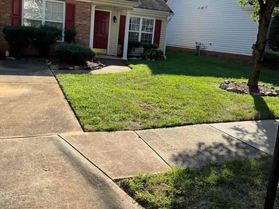 Lawn care service in Greensboro, 27405