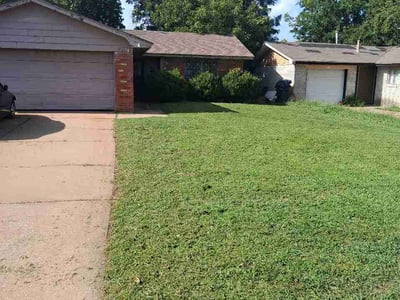Lawn care service in Oklahoma City, 73114
