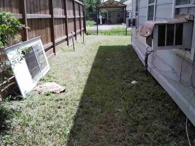 Lawn care service in Houston, 77021