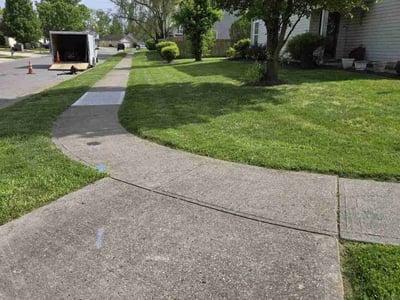 Lawn care service in Indianapolis, 46236