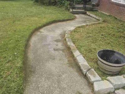 Lawn care service in Louisville, 40214