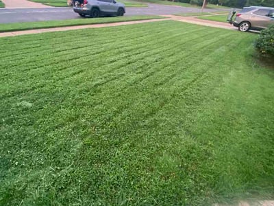 Lawn care service in Florissant, 63031