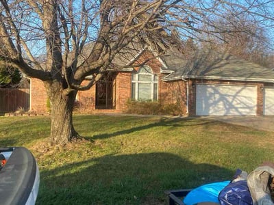 Lawn care service in Springfield, 65810