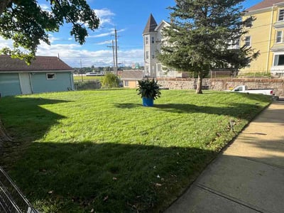 Lawn care service in Fall River, 02720