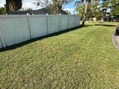 Lawn care service in Orange Park, 32065