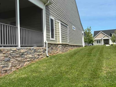 Lawn care service in Lynchburg, 24503