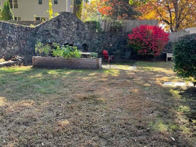 Lawn care service in Canton, 06019