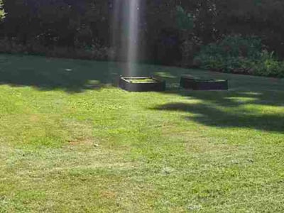 Lawn care service in Trumbull, 06611
