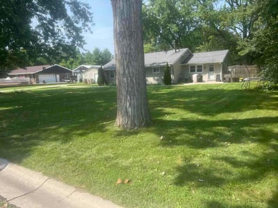 Lawn care service in Pleasant Prairie, 53158