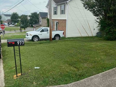 Lawn care service in La Vergne, 37086