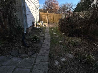 Lawn care service in Alexandria, 22306