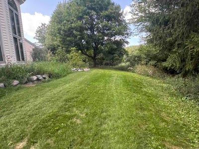 Lawn care service in Brookfield, 53045
