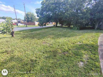 Lawn care service in Bryan, 77803