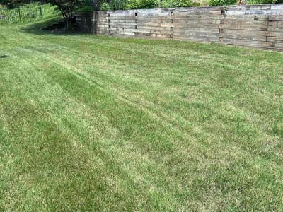 Lawn care service in Chesterfield, 63017