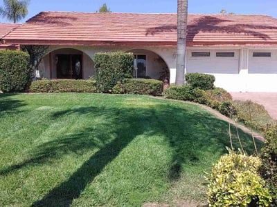 Lawn care service in Riverside, 92504