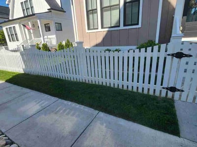 Lawn care service in Norfolk, 23518