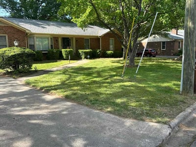 Lawn care service in Lexington, 27292