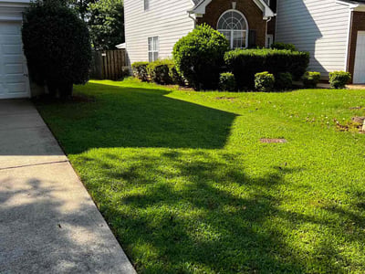 Lawn care service in Marietta, 30062