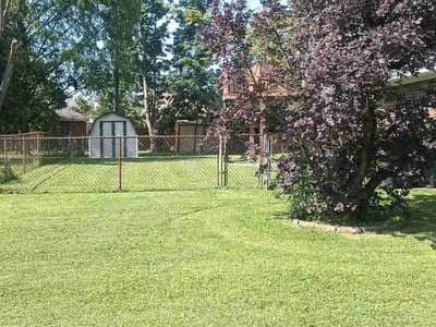 Lawn care service in Jeffersonville, 47130