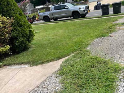 Lawn care service in Woodbridge, 22193