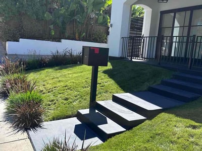 Lawn care service in San Diego, 92103