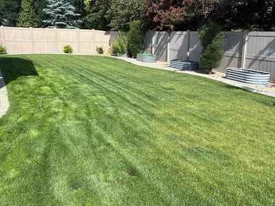 Lawn care service in Meridian, 83642