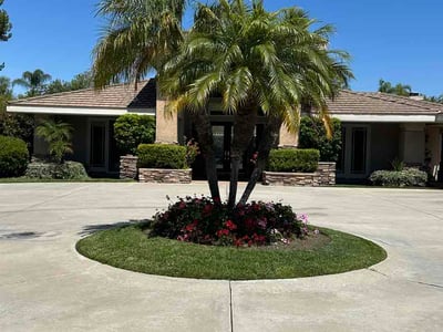 Lawn care service in Poway, 92064