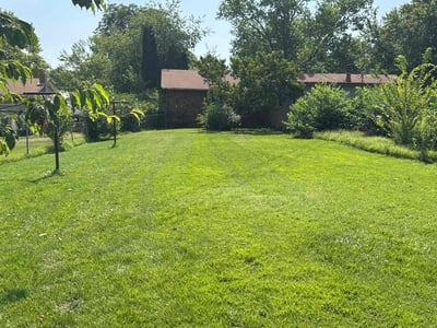 Lawn care service in Clarksville, 37042
