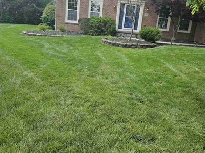 Lawn care service in Hilliard, 43026