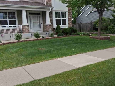 Lawn care service in Maple Grove, 55311