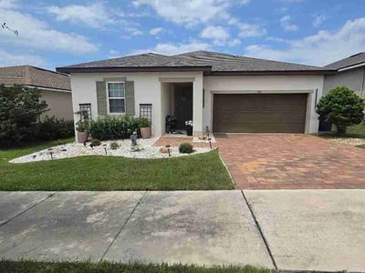 Lawn care service in Groveland, 34736