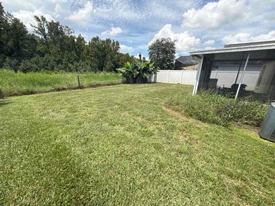 Lawn care service in Land O' Lakes, 34639