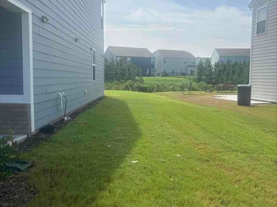 Lawn care service in Lake Park, 28079