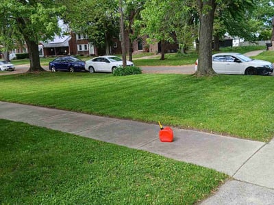 Lawn care service in Detroit, 48215