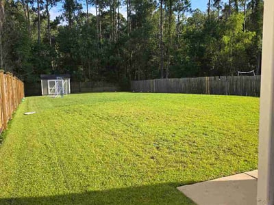 Lawn care service in Charleston, 29414